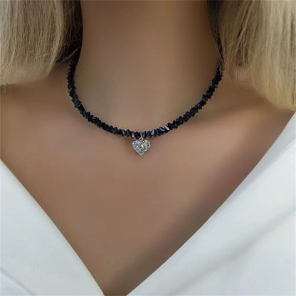Fashion Vintage Sexy Zircon Heart Pendant Necklace for Women Female Boho Geometric Baroque Transparent Crystal Chain Jewelry